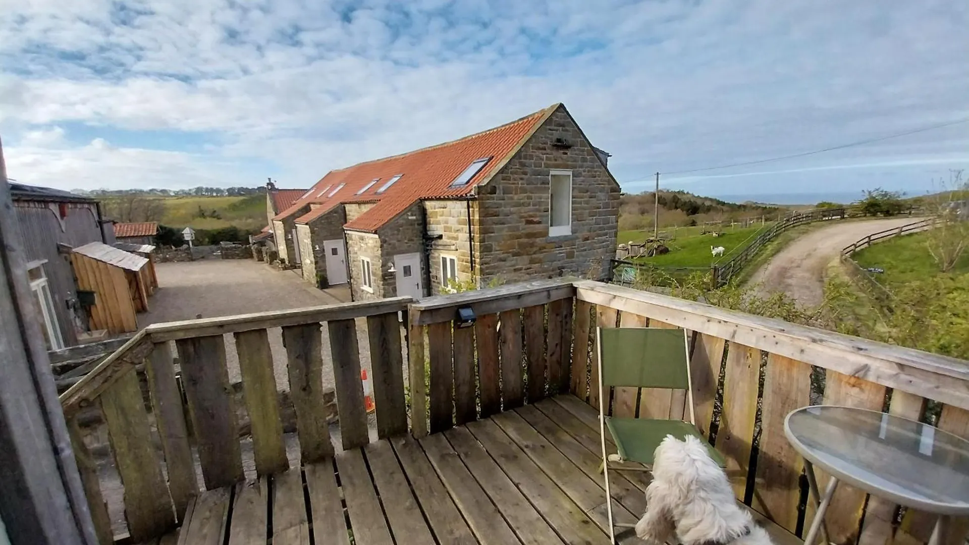 Meadowbeck - Shepherd Huts Fylingdales Kamp alanı