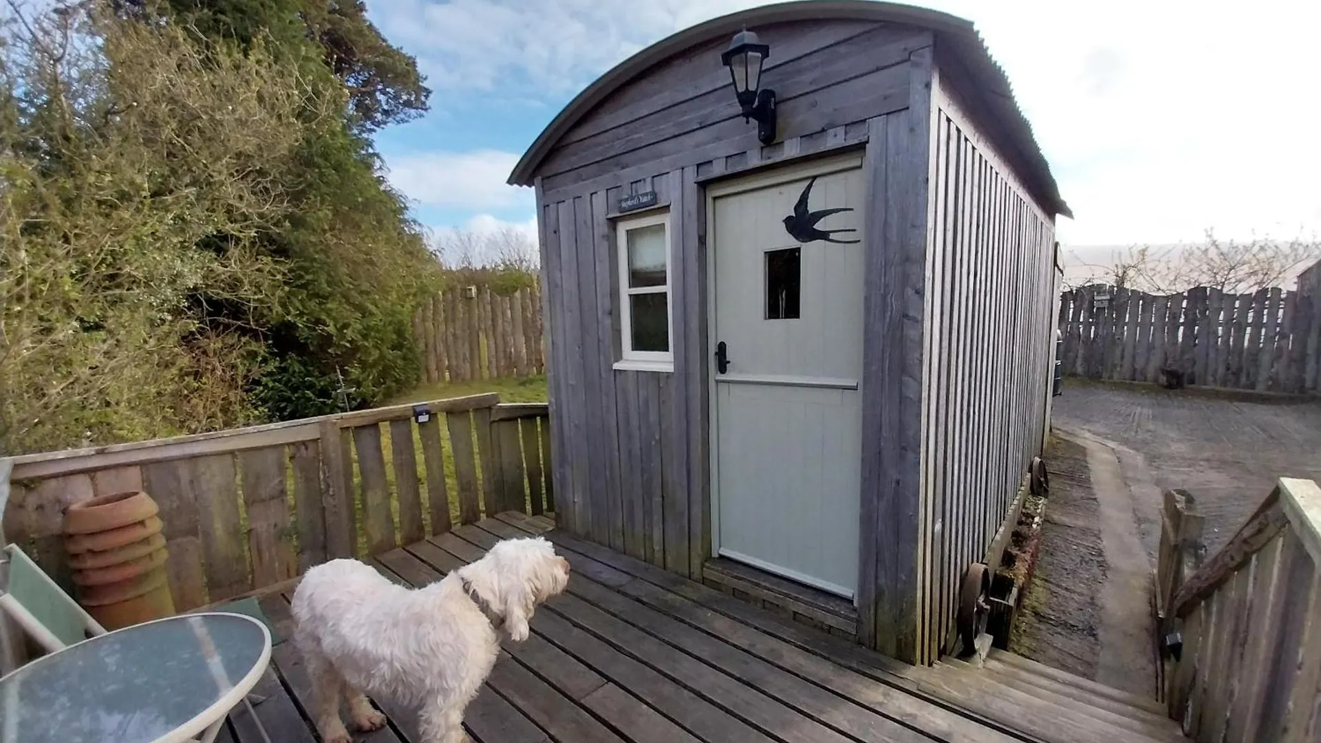 Meadowbeck - Shepherd Huts Fylingdales